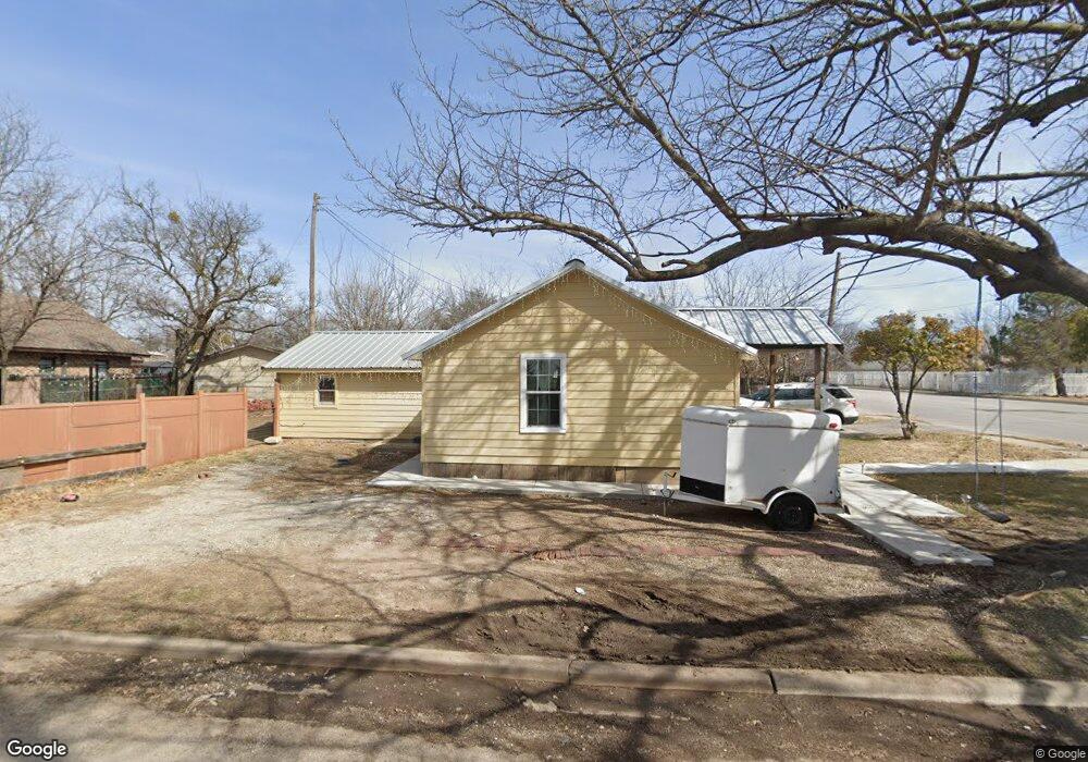 301 E Hale Ave, Decatur, TX 76234 - photo 1
