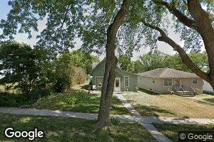 155 S Chestnut St, Avoca, IA 51521