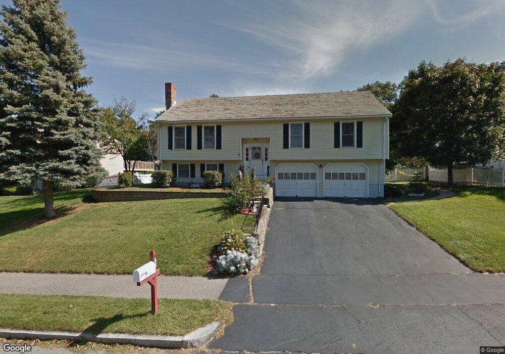 23 Hall Rd, Stoneham, MA 02180 - photo 1