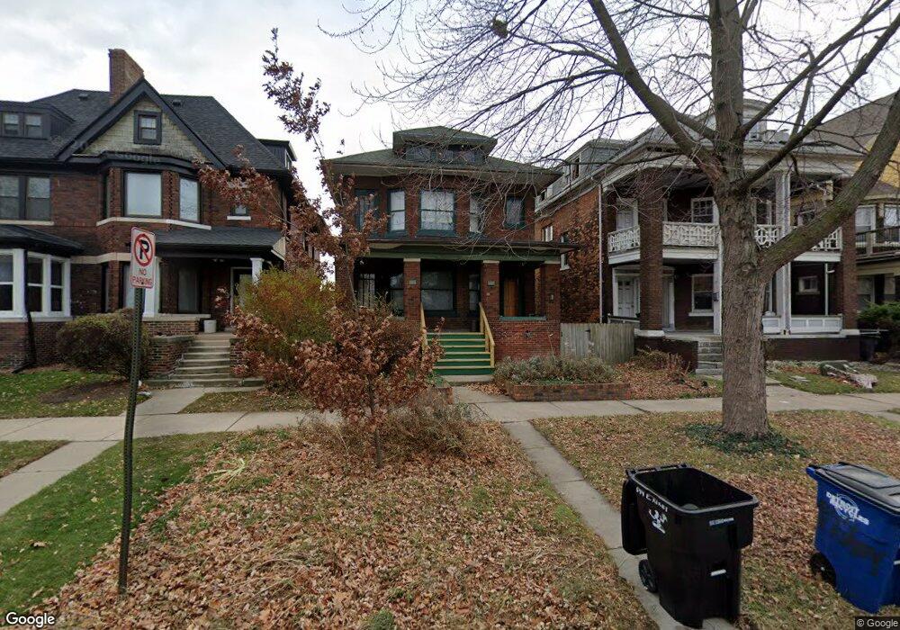 540 E Kirby St, Detroit, MI 48202 - photo 1