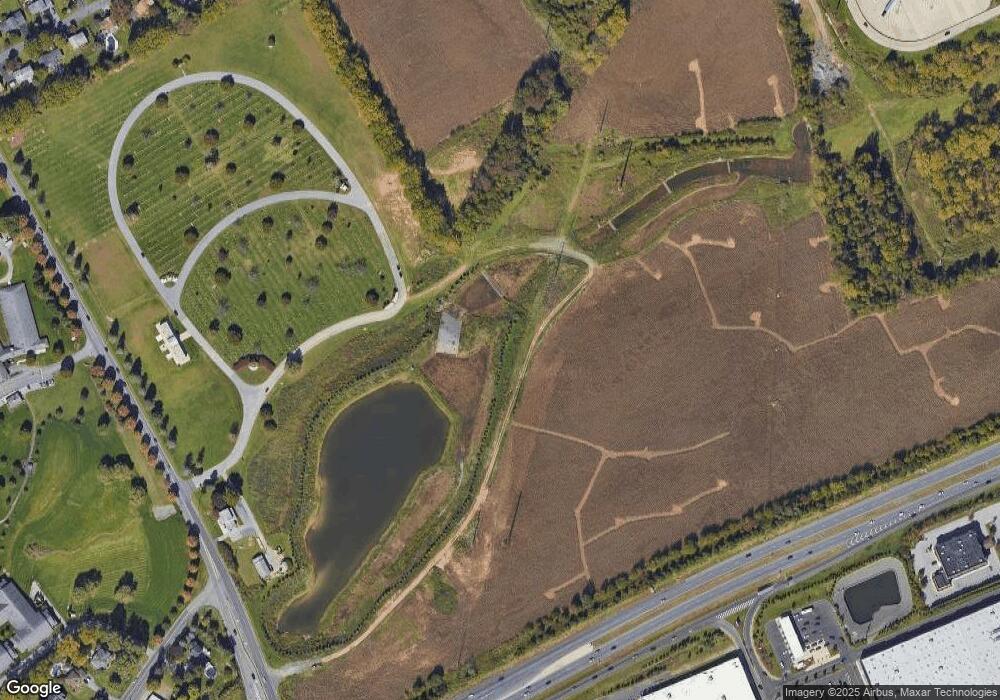 617 N Krocks Rd, Allentown, PA 18106 - photo 1