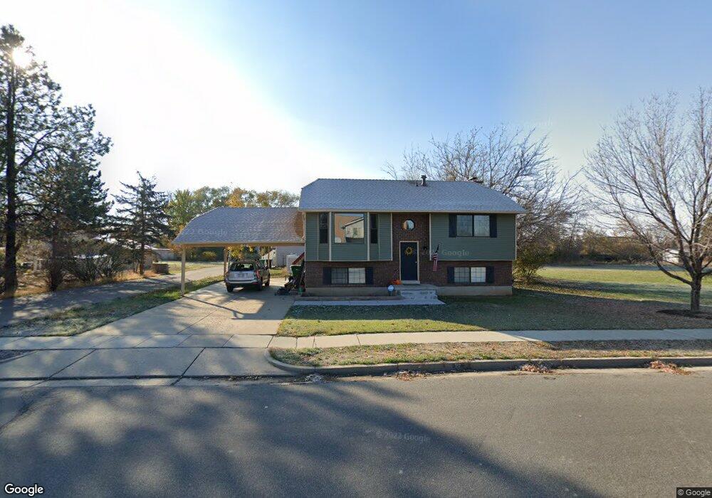 22 E 525 N, Layton, UT 84041 - photo 1