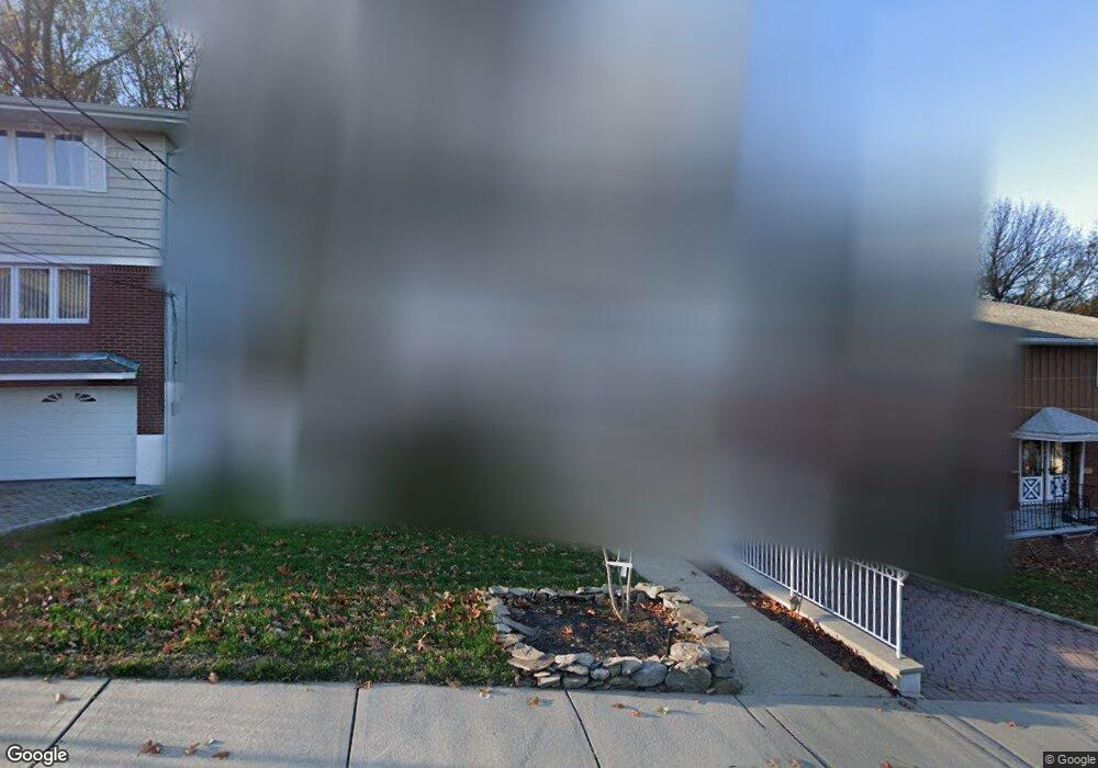 590 Carpenter Place unit 1, Ridgefield, NJ 07657 - photo 1