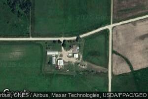 1190 132nd St, Dundee, IA 52038