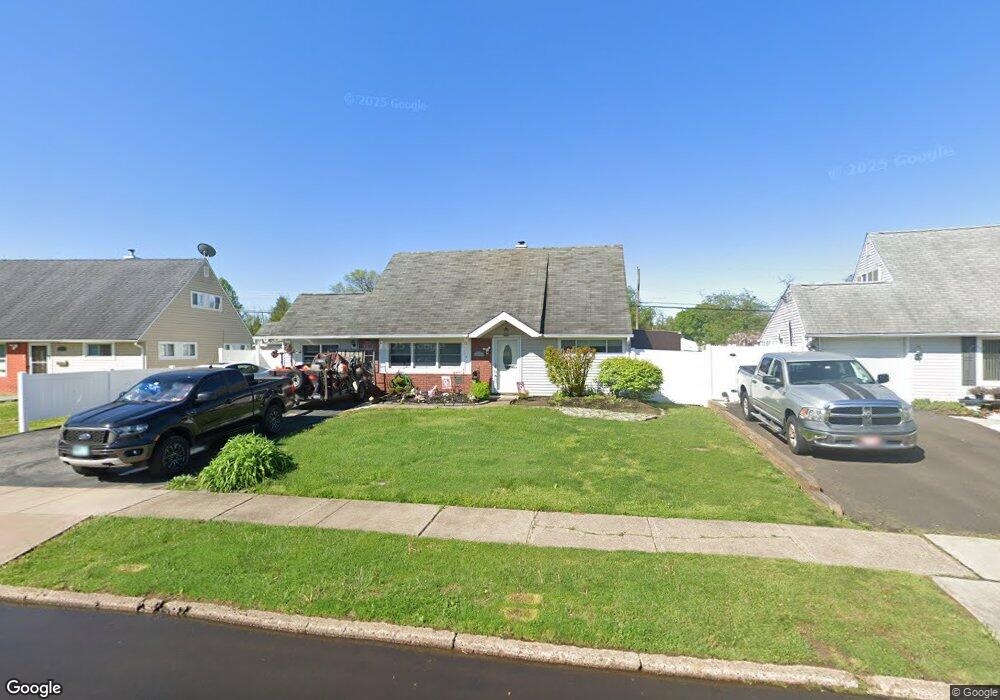 103 Junewood Dr, Levittown, PA 19055 - photo 1