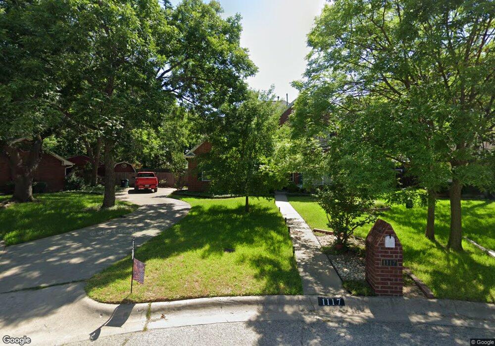 1117 Chapel Dr, Denton, TX 76205 - photo 1