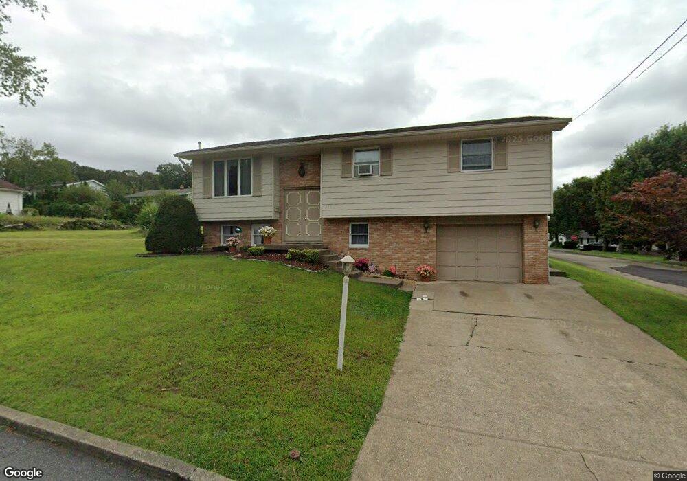 980 Meade Ct, Hazleton, PA 18201 - photo 1