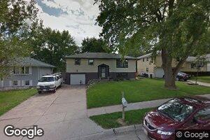 6629 Vernon Ave, Omaha, NE 68104