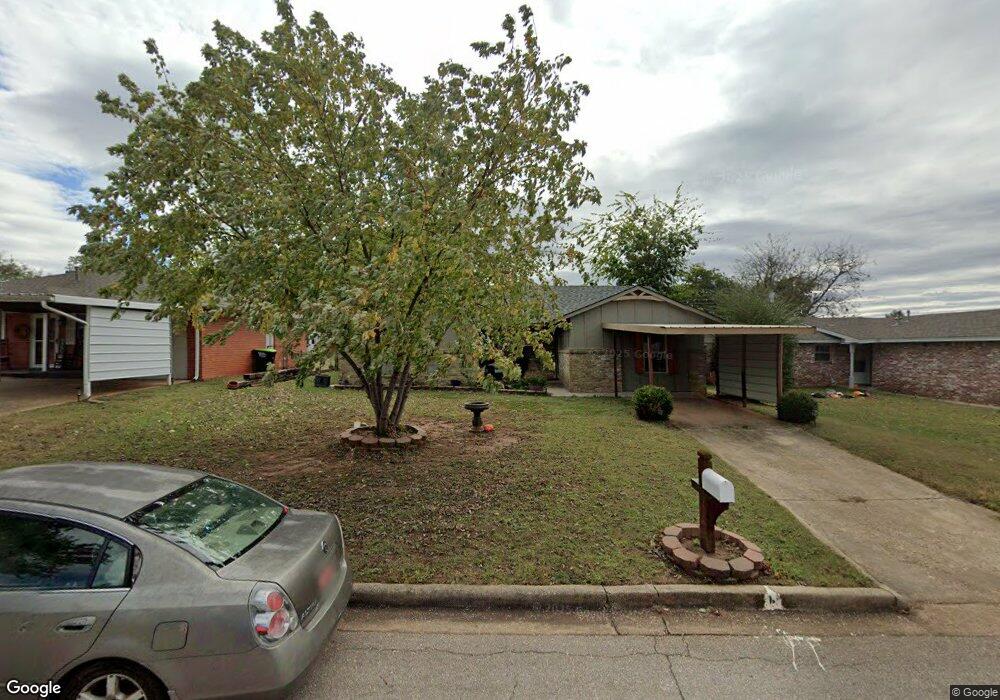 815 E Midland St, Shawnee, OK 74804 - photo 1