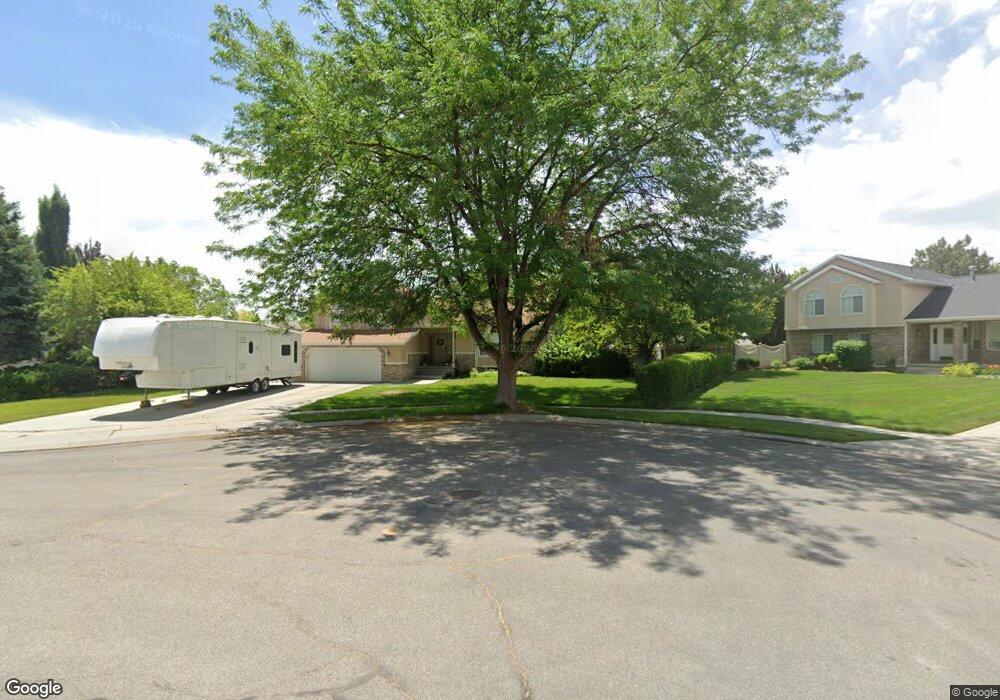2347 Dayton Crest Cir, South Jordan, UT 84095 - photo 1