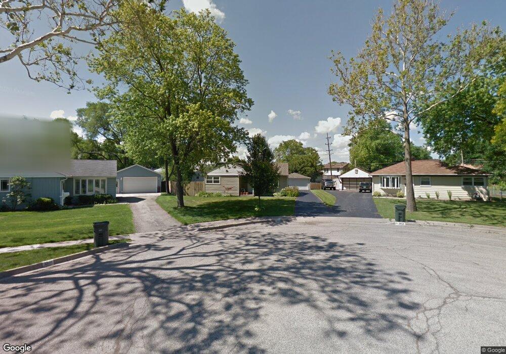 3615 Falcon Ct S, Rolling Meadows, IL 60008 - photo 1