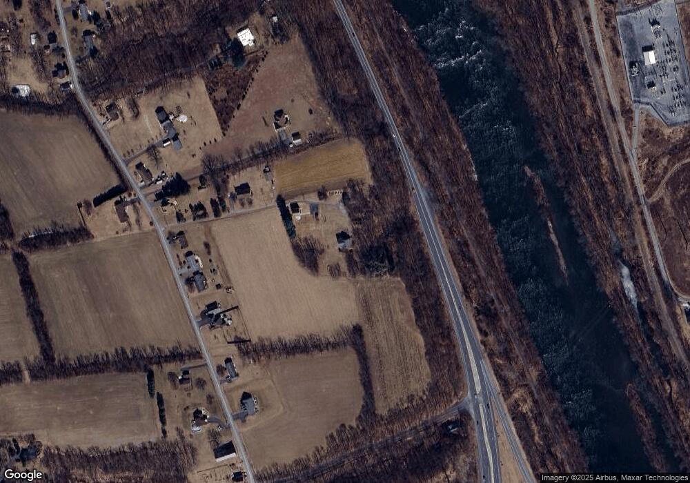 1124 Eck Ln, Coplay, PA 18037 - photo 1