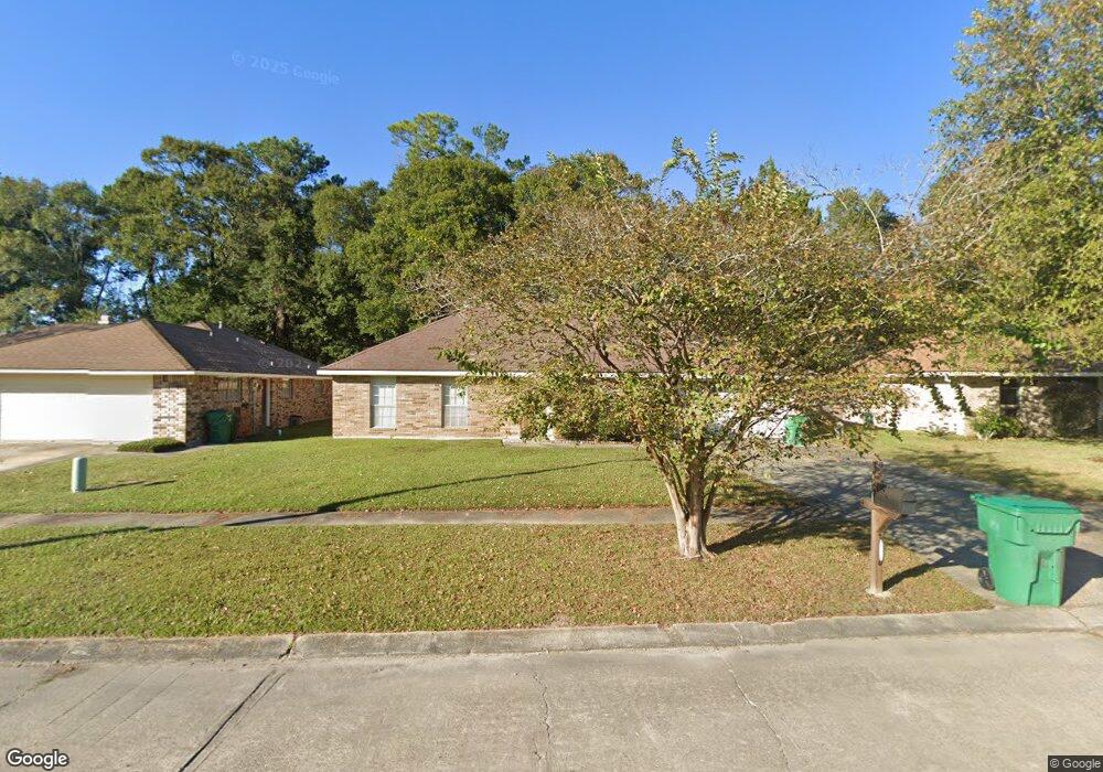1314 Constitution Dr, Slidell, LA 70458 - photo 1