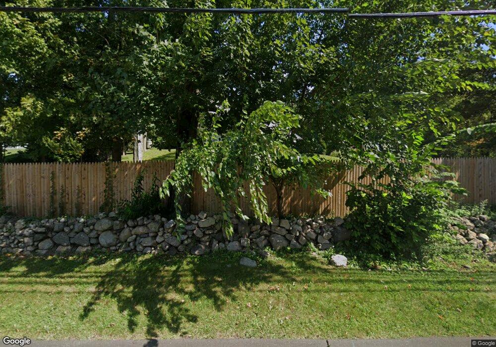 499 Hoyt St, Darien, CT 06820 - photo 1