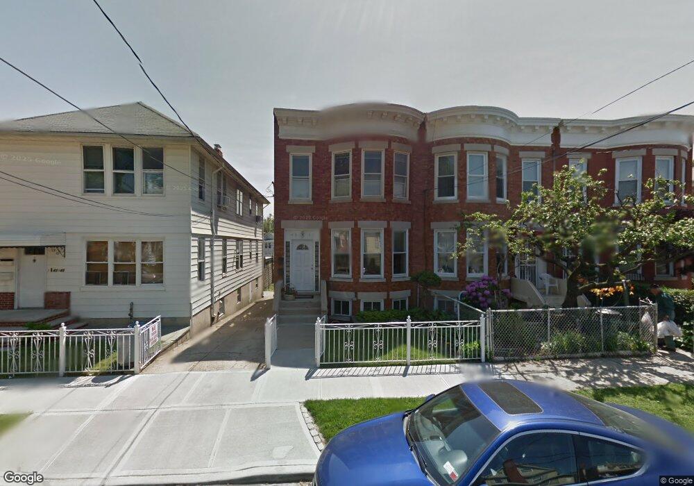 4347 165th St, Flushing, NY 11358 - photo 1