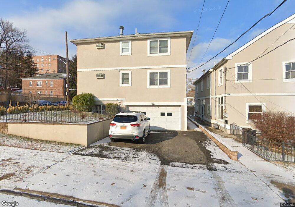 17 Harding Ave unit 2nd F, Yonkers, NY 10704 - photo 1