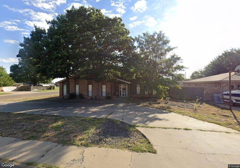 801 Bennett Dr, Dumas, TX 79029 - photo 1