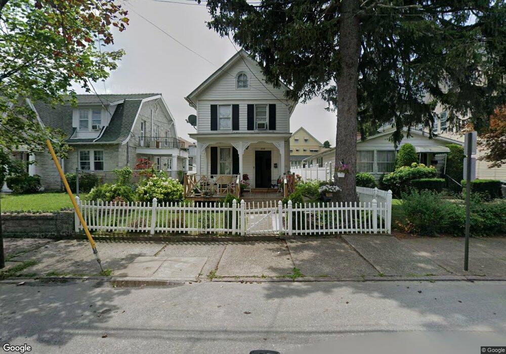 532 N Locust St, Hazleton, PA 18201 - photo 1