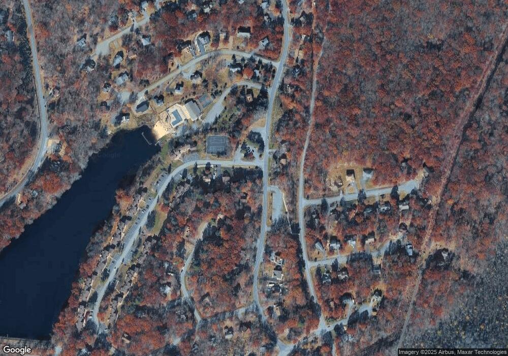 3290 Windermere Dr, Saw Creek, PA 18324 - photo 1