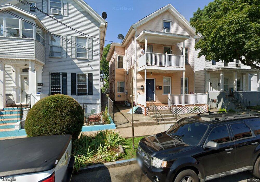 22 Daggett St unit 2, New Haven, CT 06519 - photo 1