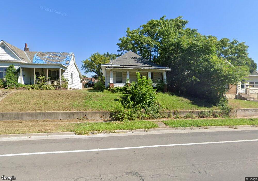 1111 Concannon St, Moberly, MO 65270 - photo 1