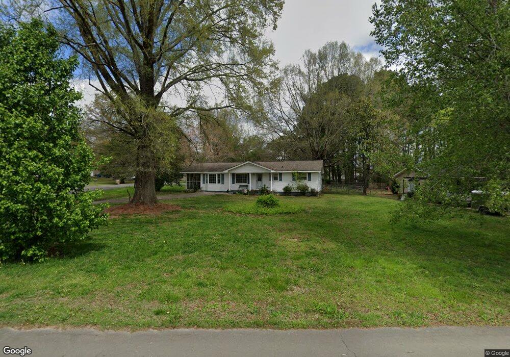 409 Regal Dr, Tunnel Hill, GA 30755 - photo 1