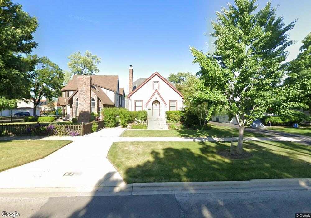 217 N Myrtle Ave, Elmhurst, IL 60126 - photo 1