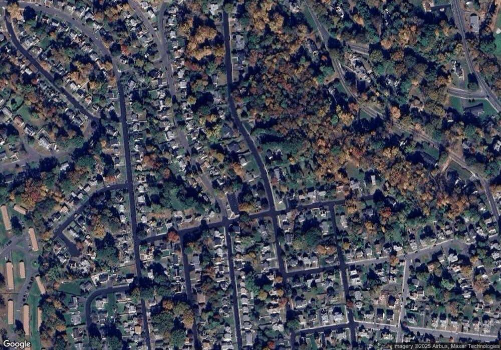 272 Park Ave, Naugatuck, CT 06770 - photo 1