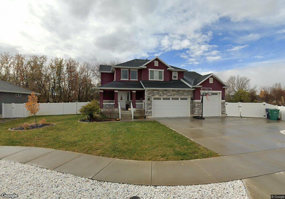 328 S Willow Tree Ln, Layton, UT 84041 - photo 1