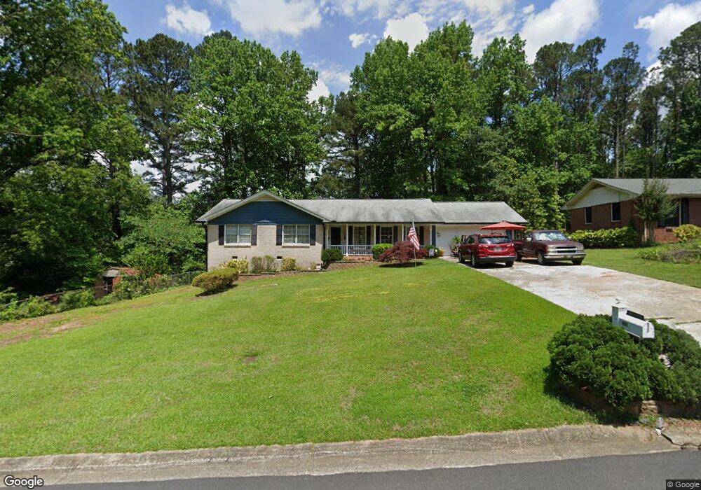 901 Pinecrest Cir SW, Lilburn, GA 30047 - photo 1