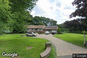 130 Mark Dr, Tiverton, RI 02878