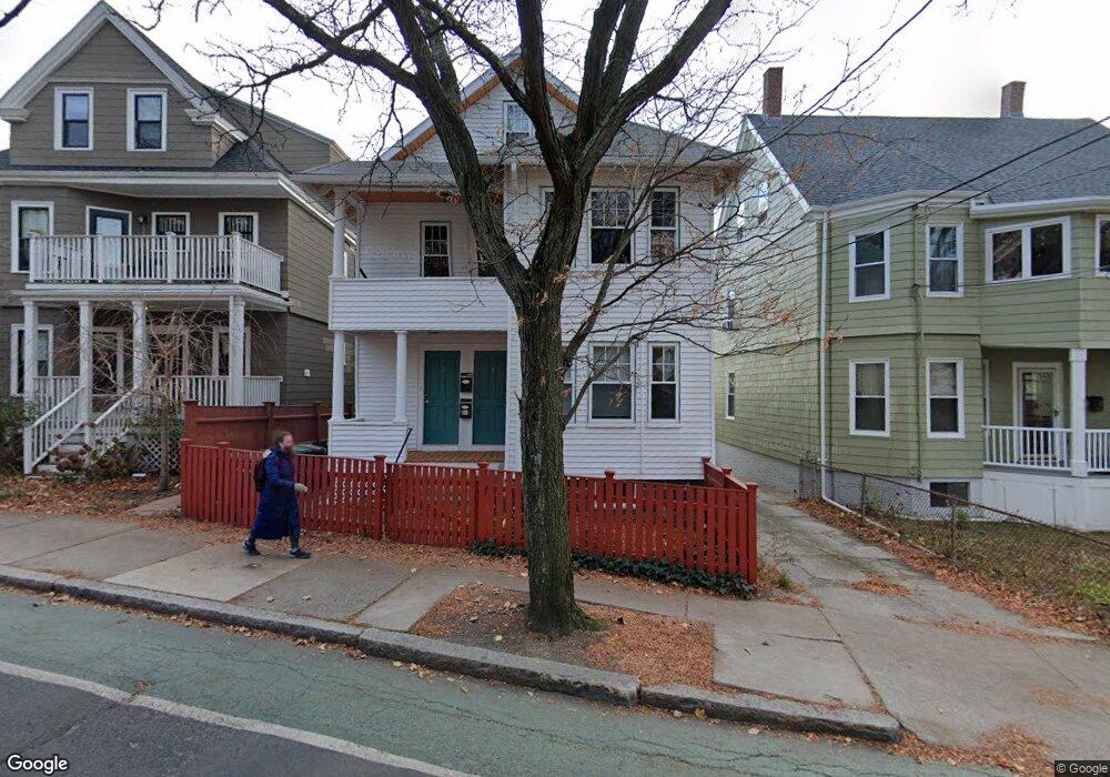 224 Summer St unit 2, Somerville, MA 02143 - photo 1