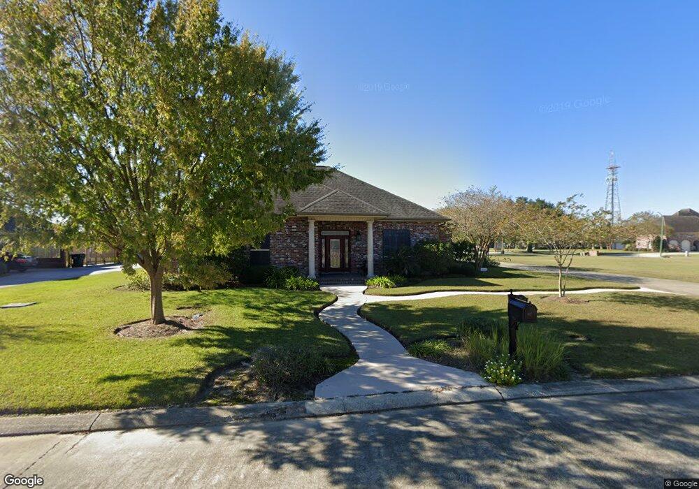 102 Regency Ln, Houma, LA 70360 - photo 1