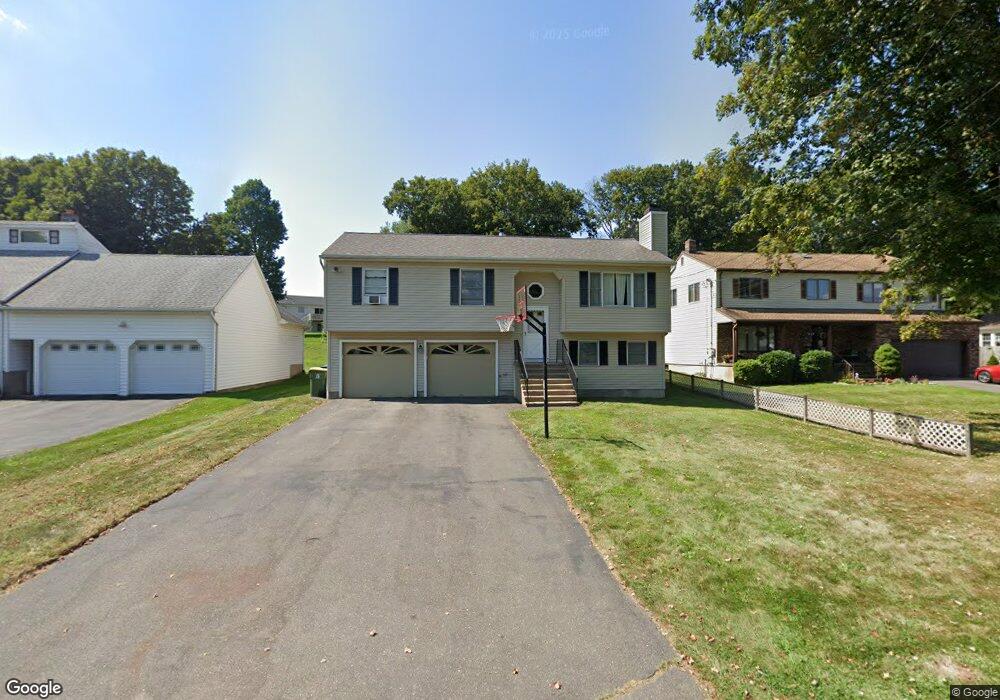 475 Chestnut Hill Ave, Waterbury, CT 06704 - photo 1