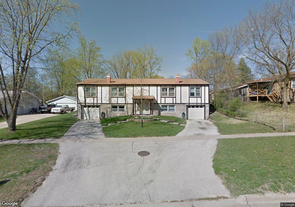 3020 Pioneer Ave SE, Cedar Rapids, IA 52403 - photo 1