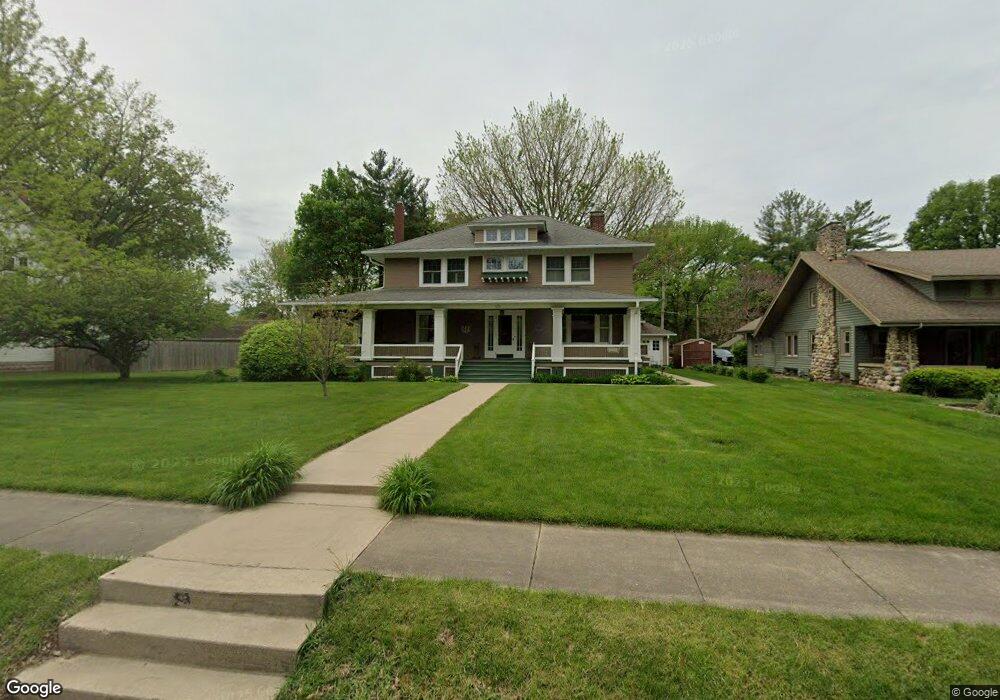531 N Union St, Lincoln, IL 62656 - photo 1