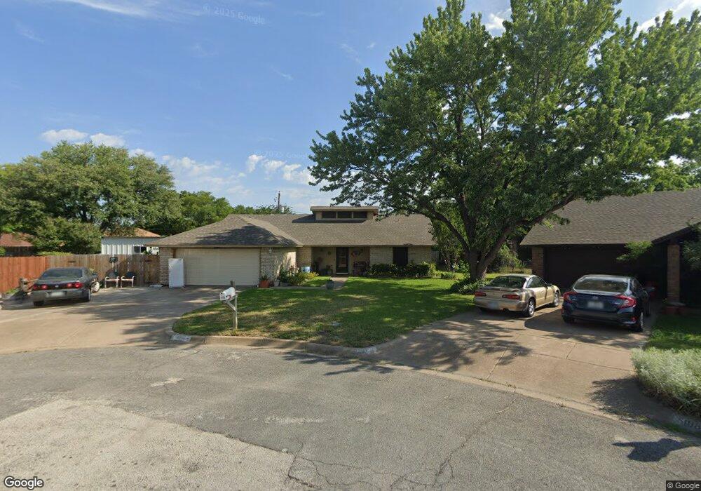 5112 Maplewood Ct, North Richland Hills, TX 76180 - photo 1