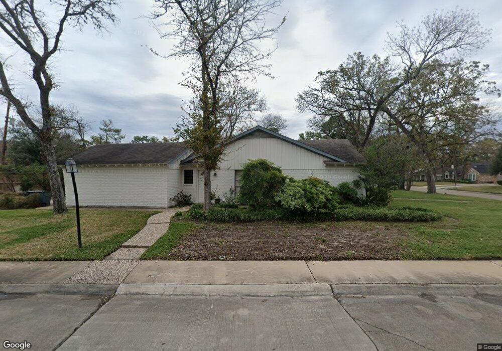 10330 Pine Forest Rd, Houston, TX 77042 - photo 1