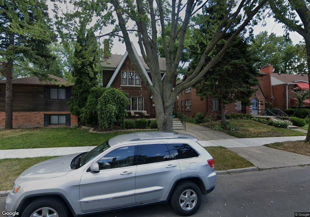 1320 Somerset Ave, Grosse Pointe Park, MI 48230 - photo 1