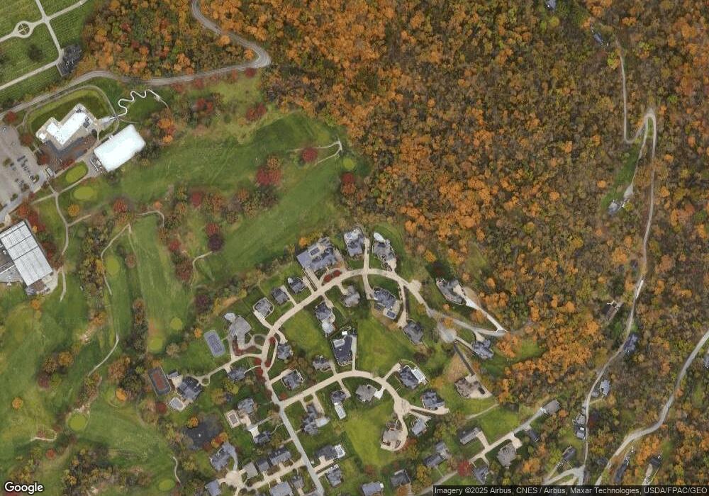 33 Floral Dr, Wheeling, WV 26003 - photo 1