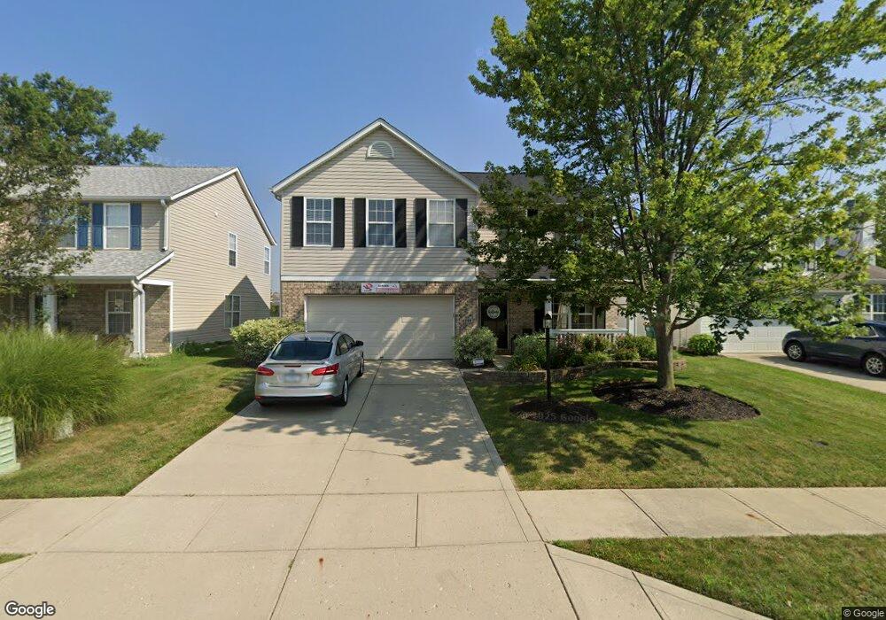 12268 Weathered Edge Dr, Fishers, IN 46037 - photo 1