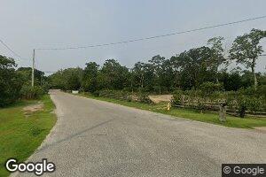 98 Point Rd, Riverhead, NY 11901