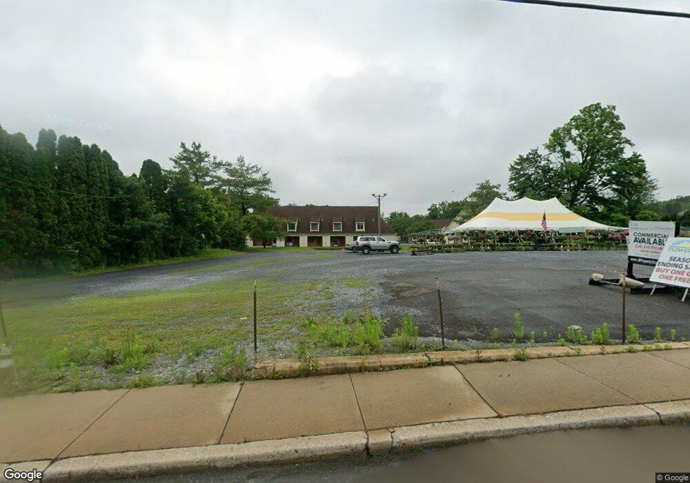 445 Main St, Walnutport, PA 18088 - photo 1