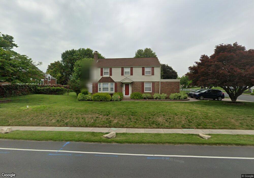 202 E Dutton Mill Rd, Brookhaven, PA 19015 - photo 1