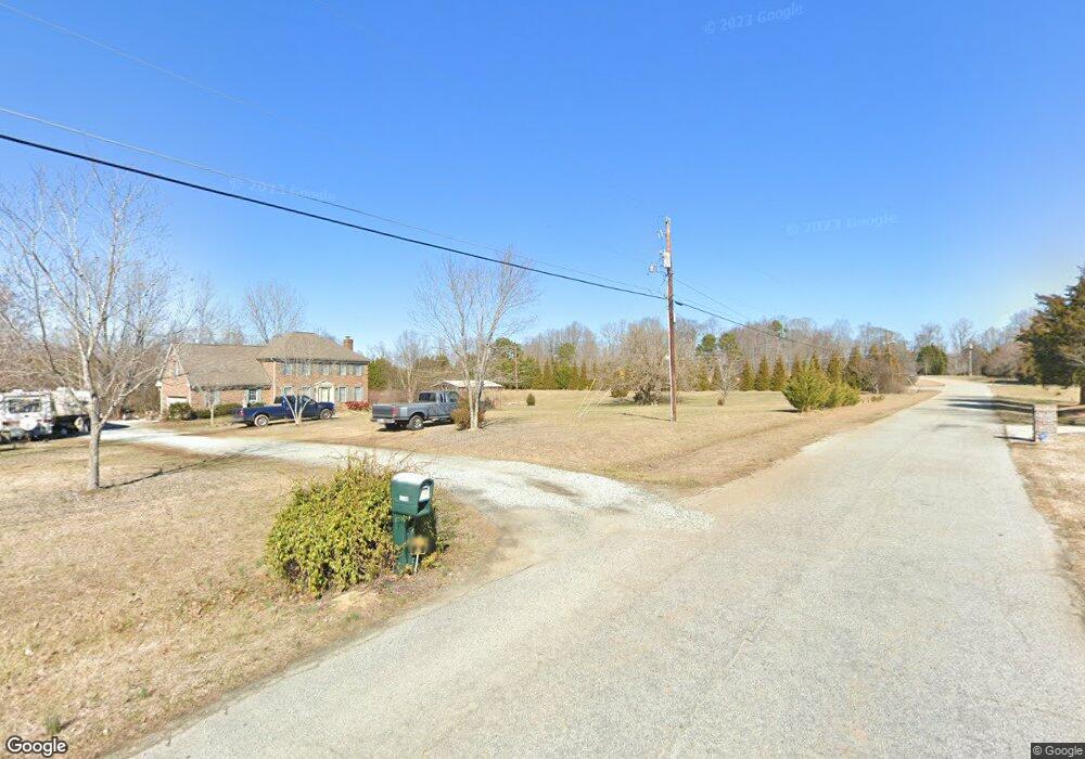 5200 Hayward Dr, Greensboro, NC 27406 - photo 1