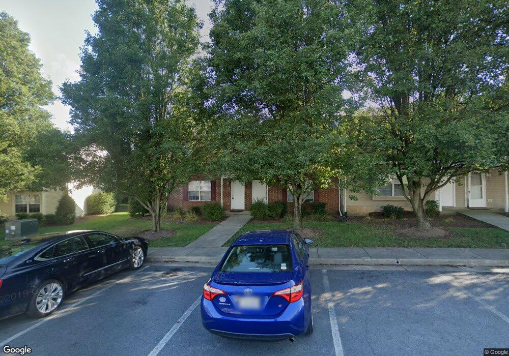 522 Pheasant Run Cir, Harrisonburg, VA 22801 - photo 1