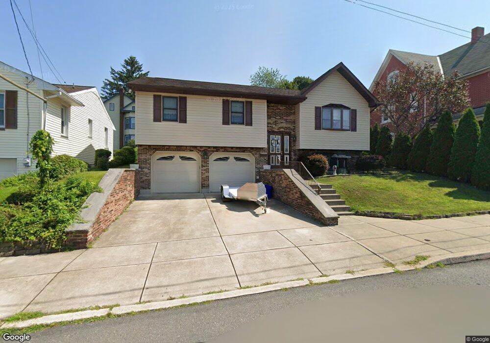 24 W 7th St, Jim Thorpe, PA 18229 - photo 1
