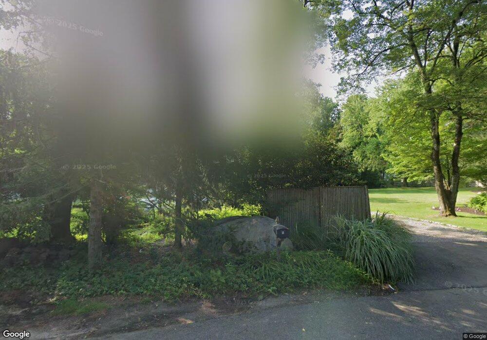 902 Ridgefield Rd, Wilton, CT 06897 - photo 1