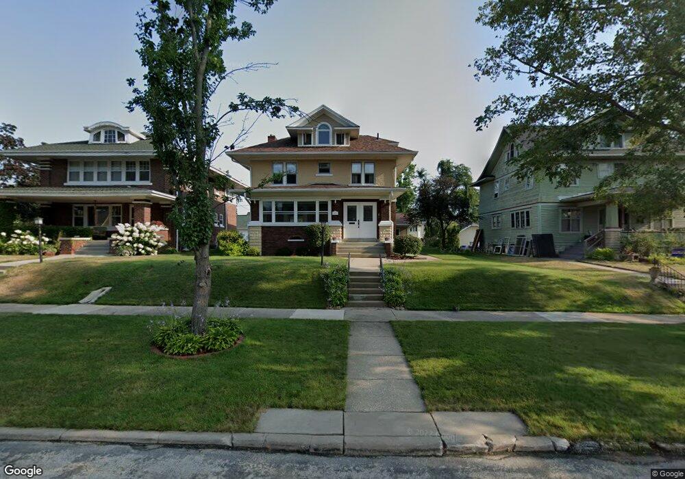 2012 4th Ave SE, Cedar Rapids, IA 52403 - photo 1