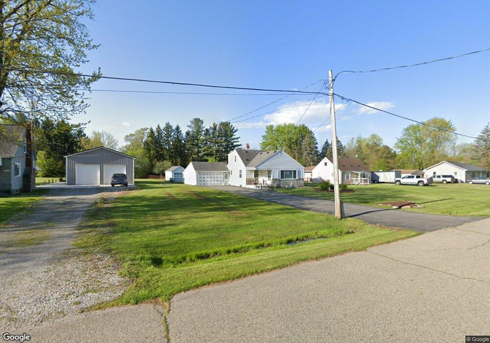 1148 Linus St, Flint, MI 48507 - photo 1